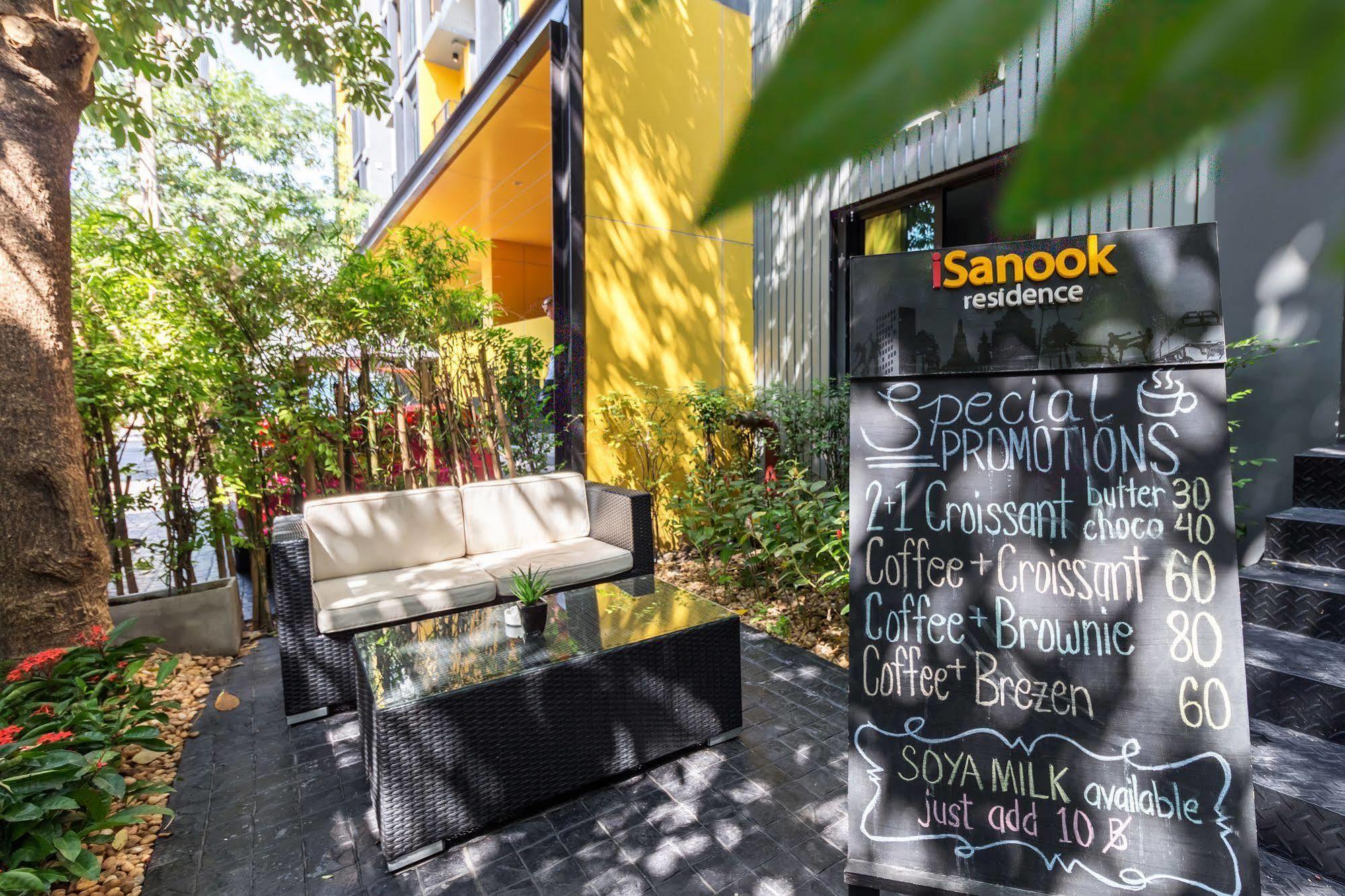 Isanook Hostel Bangkok Exterior photo